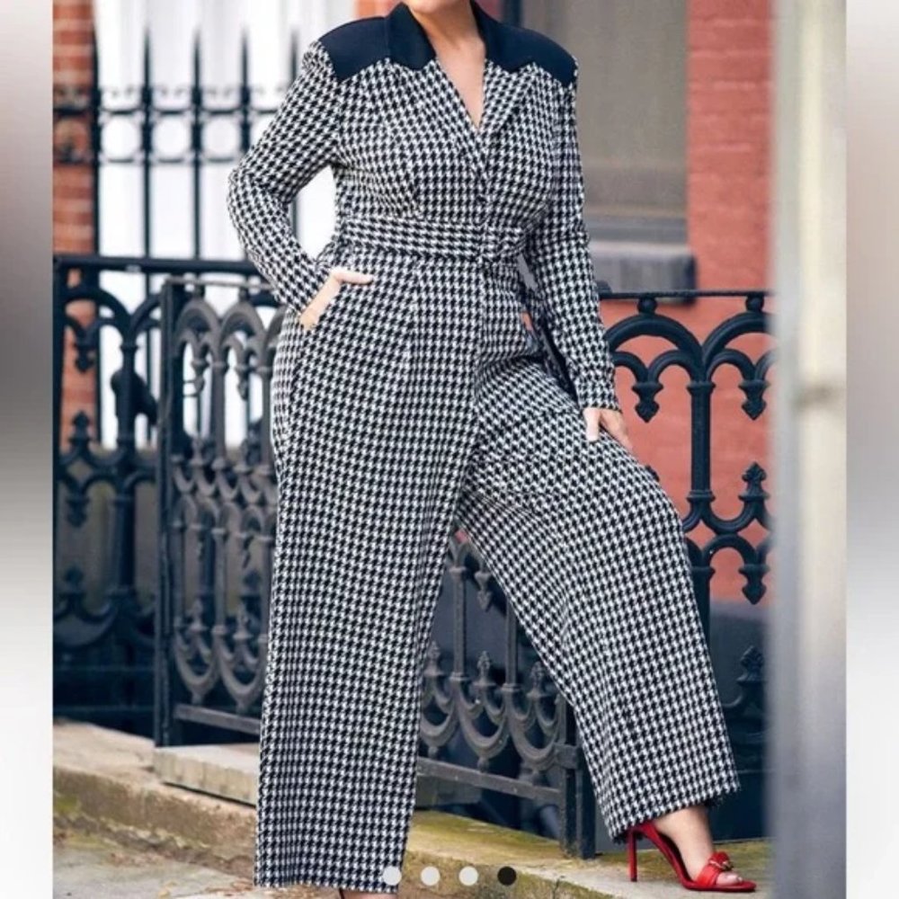Houndstooth Jumpsuit with Contrast Detail